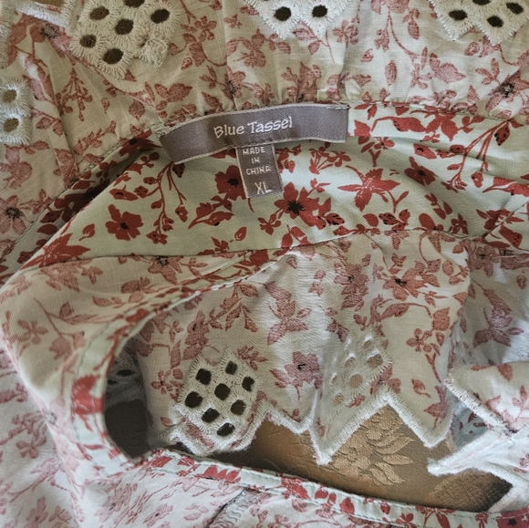 NWOT Anthropologie Blue Tassel Trina floral dark red/ mint embroidered top - Picture 14 of 14